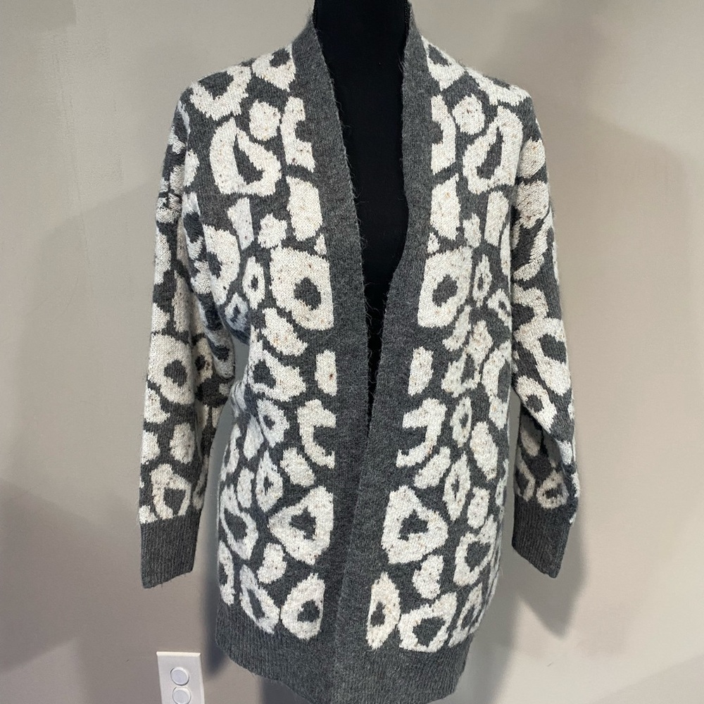 Debut speckled cardigan